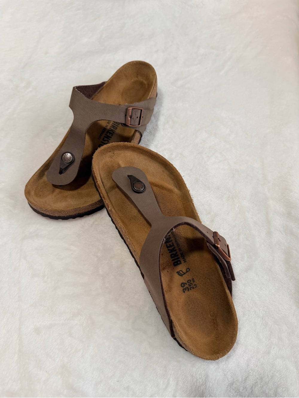 Birkenstock Brown Mocha Leather Thong Sandals Size 39